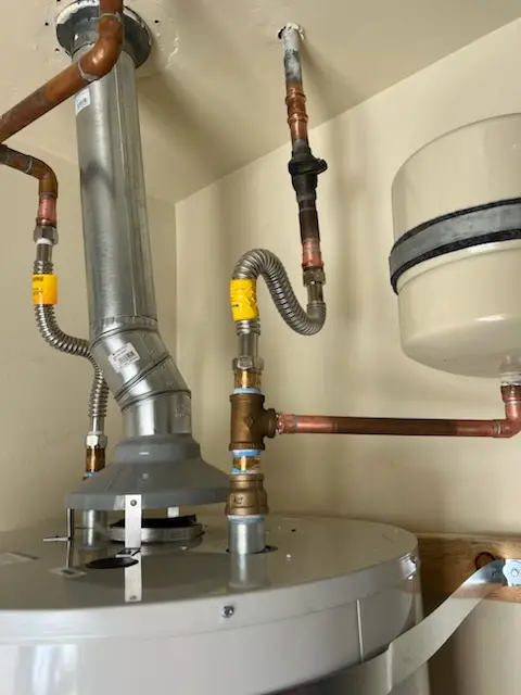 Water heater installation and plumbing repair in Shenandoah